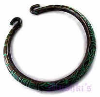 coil necklace - click here for large view